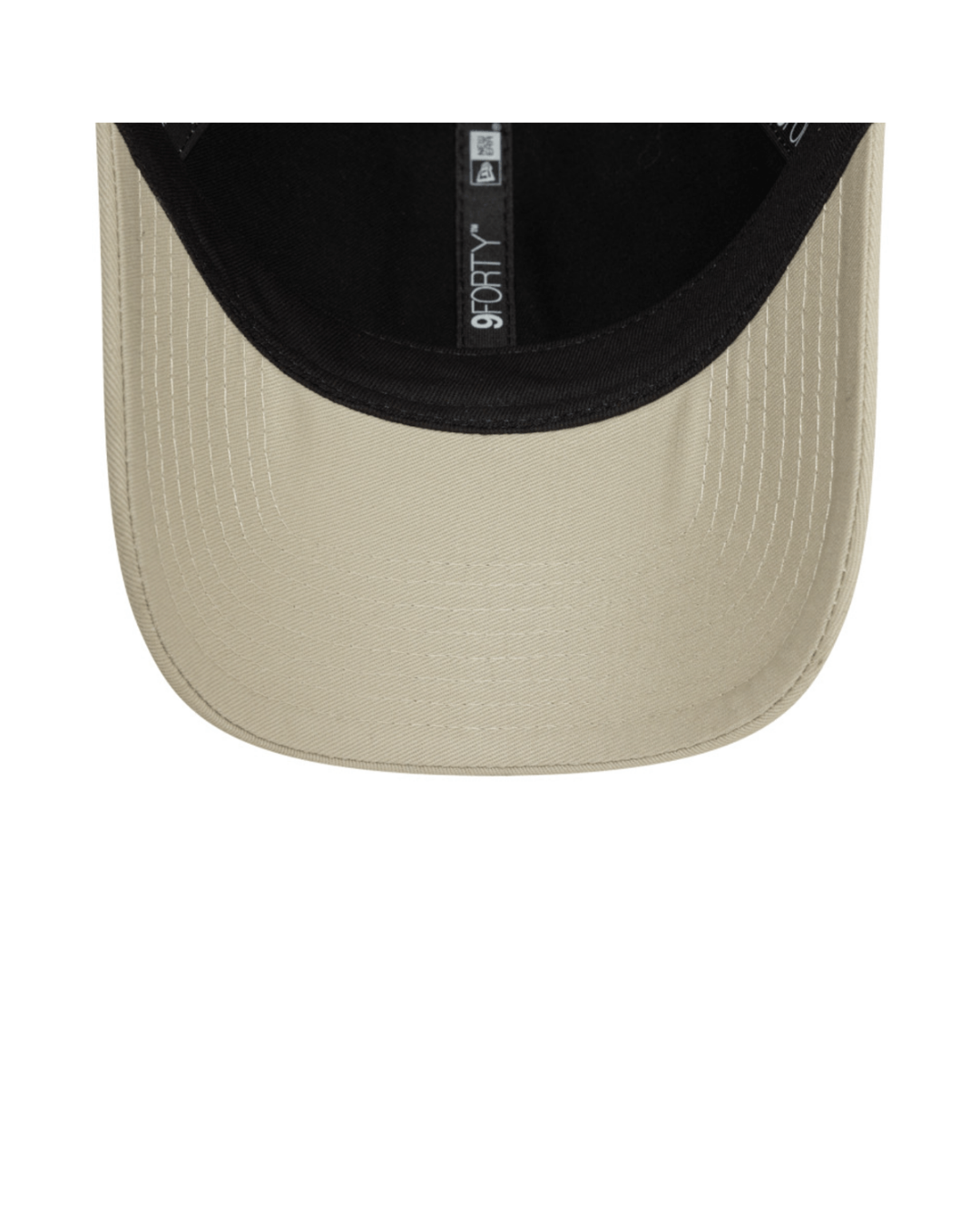 YANKEES METALLIC BADGE - NEW ERA 940