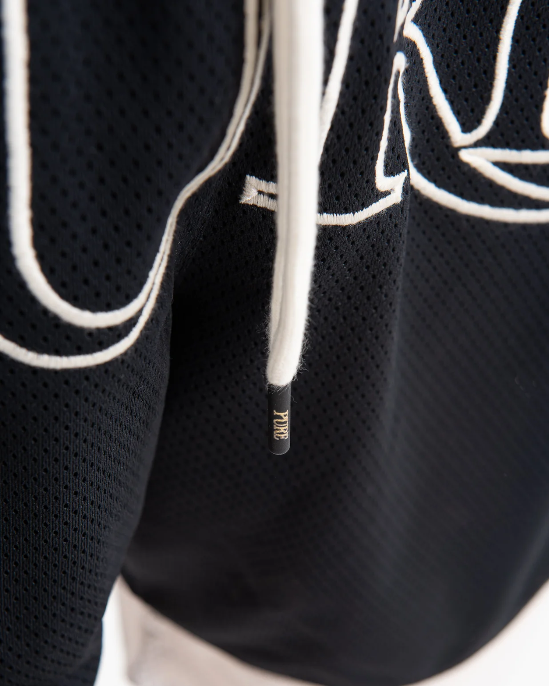 KNOCKOUT BLACK SHORT