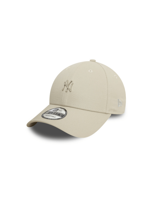 YANKEES METALLIC BADGE - NEW ERA 940